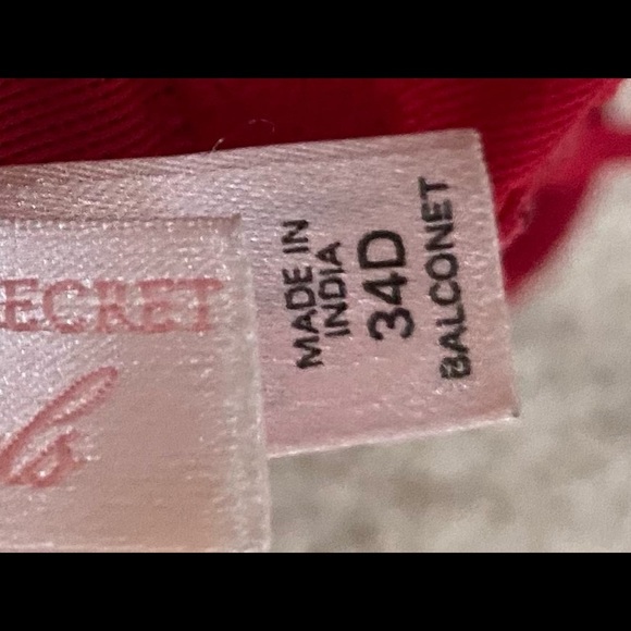 Victoria’s Secret Angels Red Lace Lightly Lined Balconet Bra Size 34D - Picture 4 of 4